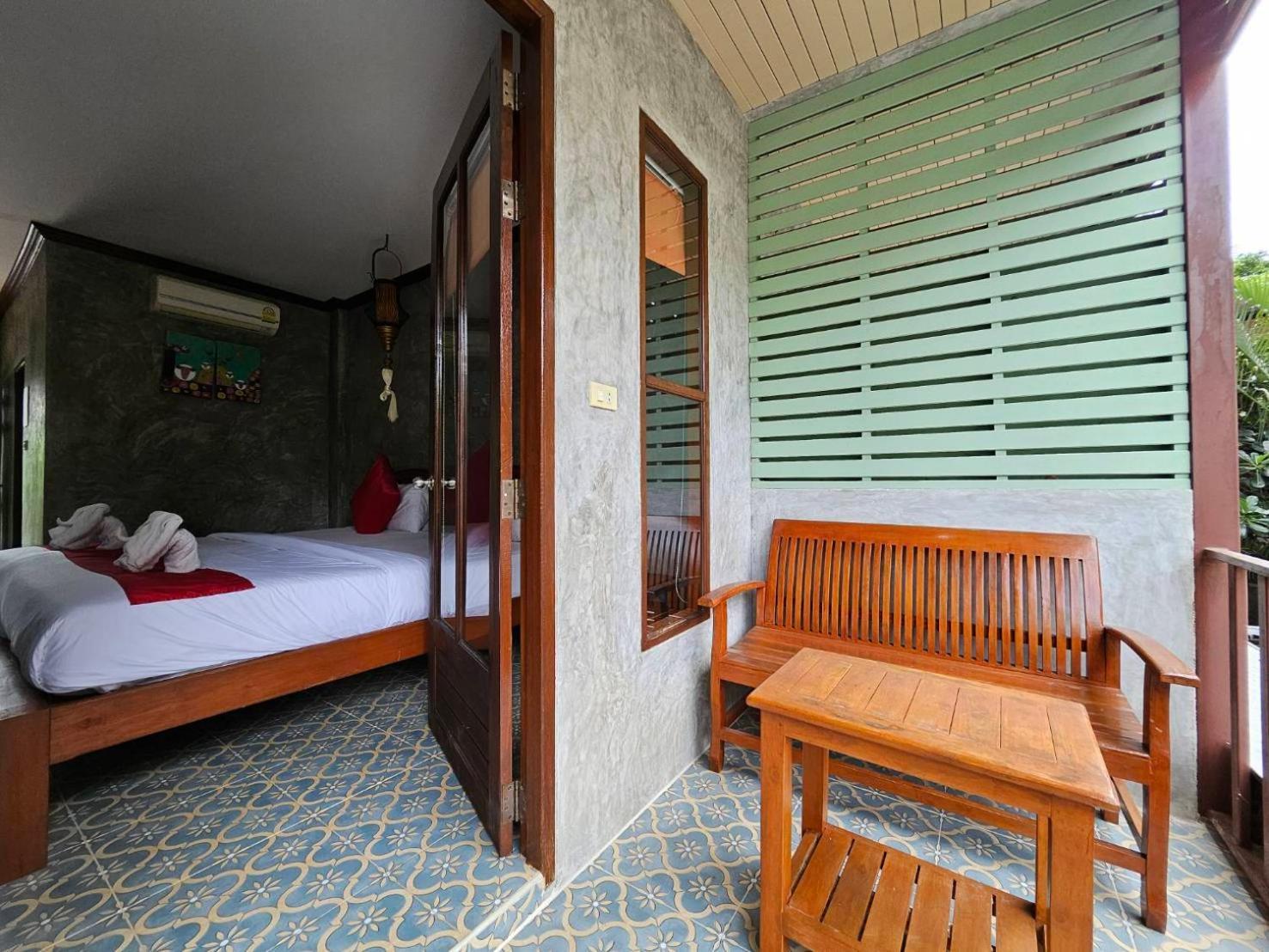 Araya Boutique Hotel Тонгсала Екстериор снимка